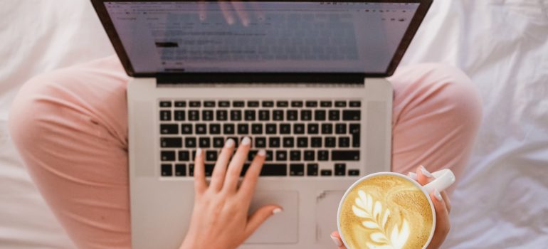 3 Tools Writers Use to Write Professional Content